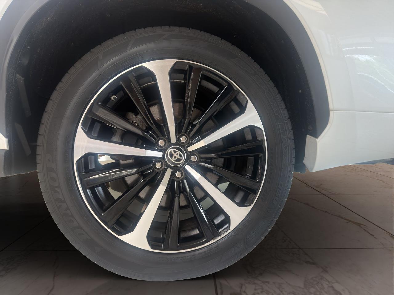 Toyota Highlander Basis