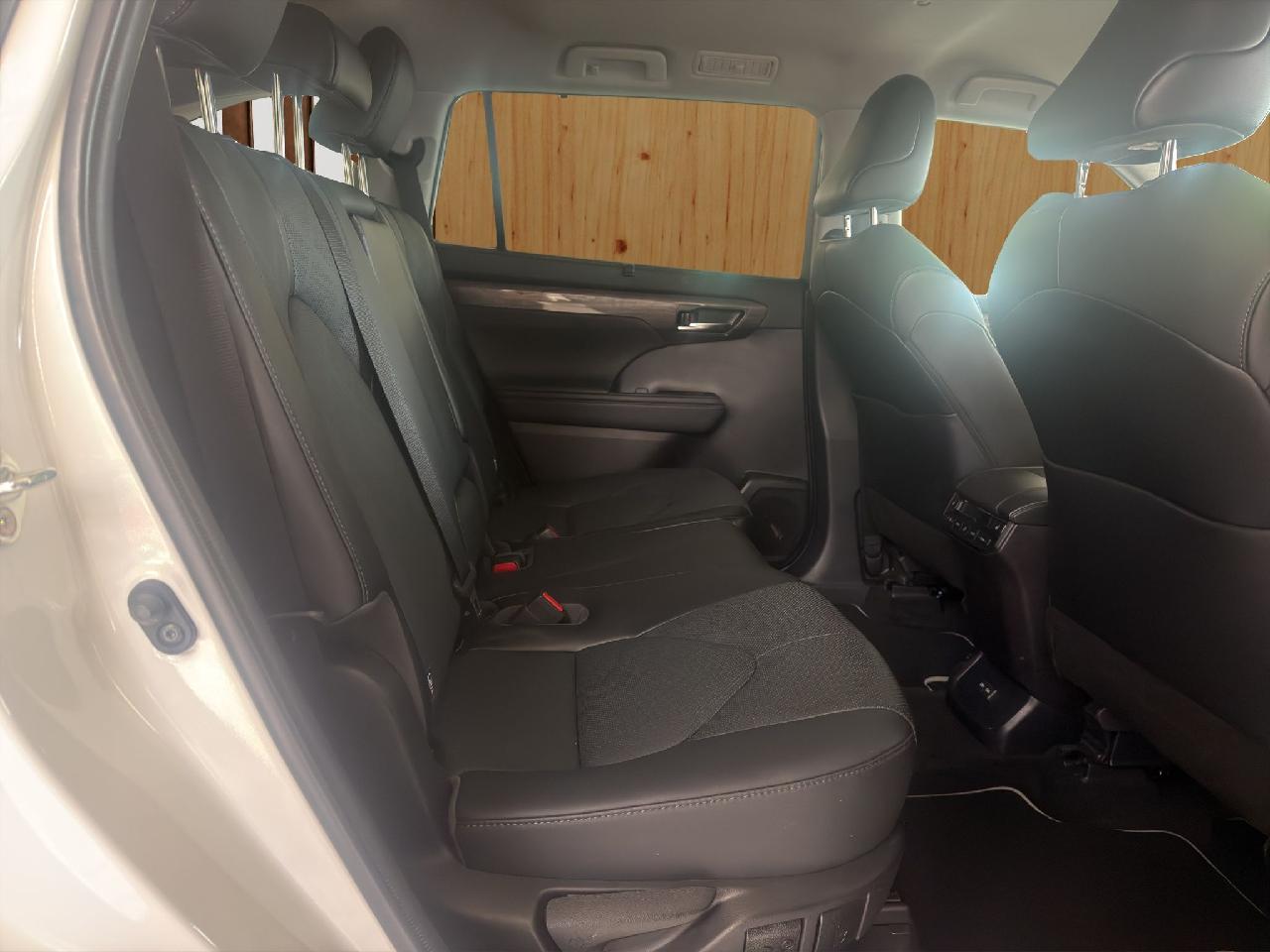 Toyota Highlander Basis