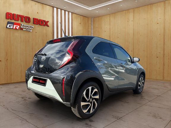 Toyota Aygo X Teamplayer: Basis