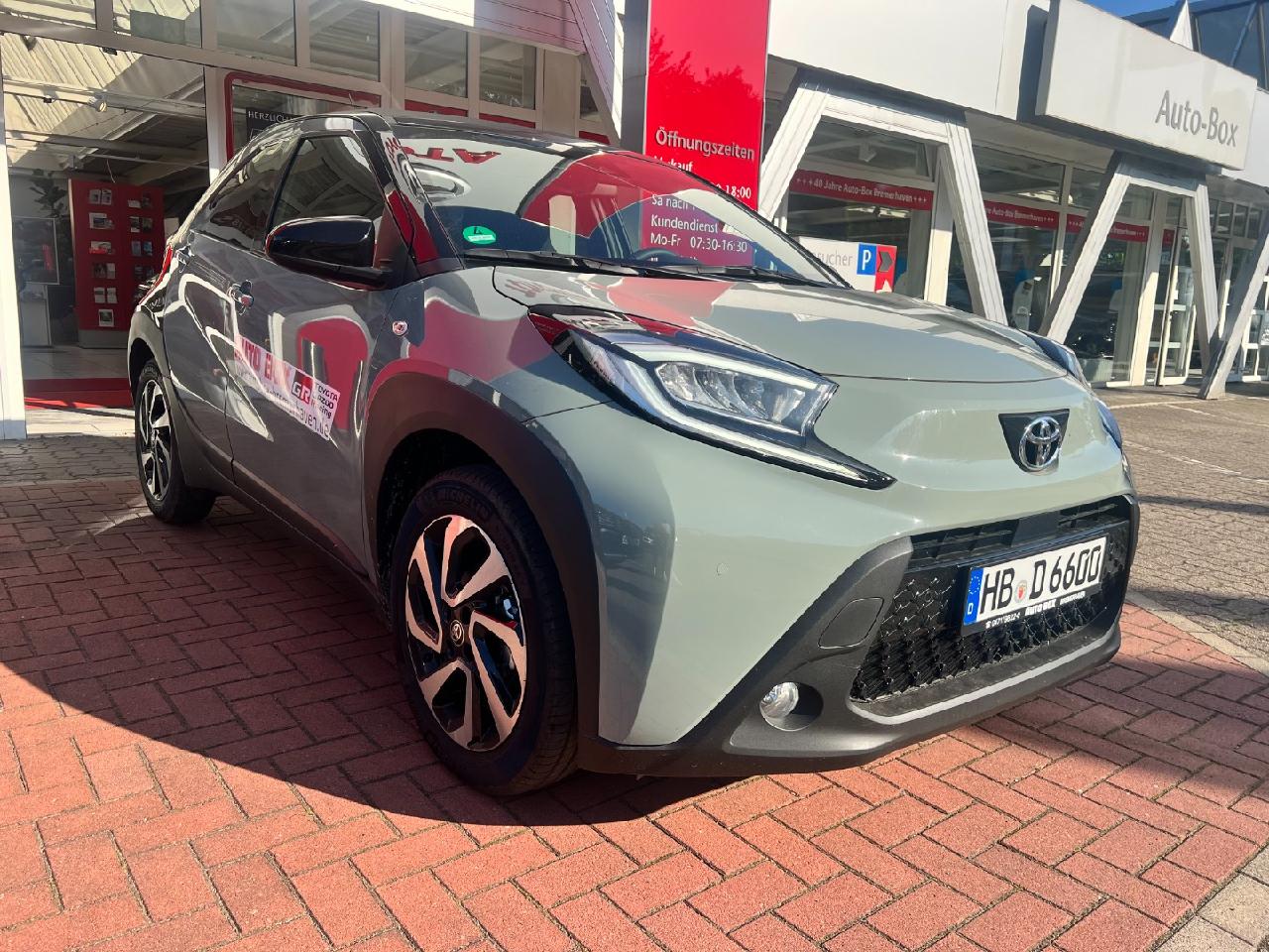 Toyota Aygo X Teamplayer: Basis (Komfort P + LED & Parking)