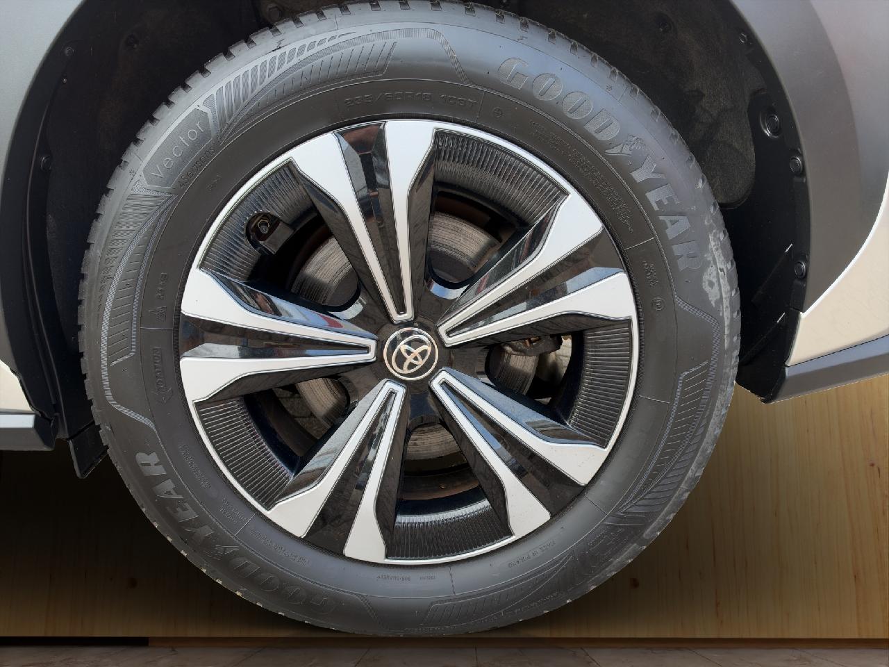 Toyota bZ4X Basis + Comfort-Paket