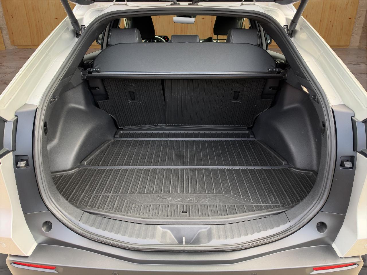Toyota bZ4X Basis + Comfort-Paket