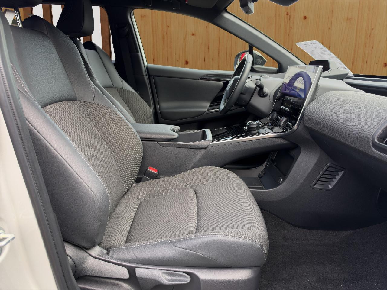 Toyota bZ4X Basis + Comfort-Paket
