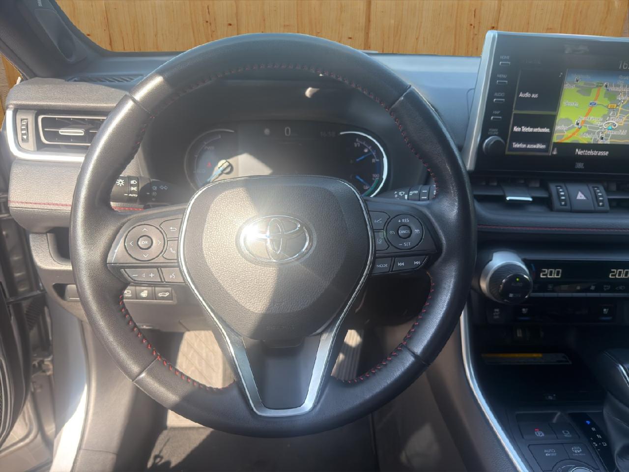 Toyota RAV4 Style- und Technik-Paket