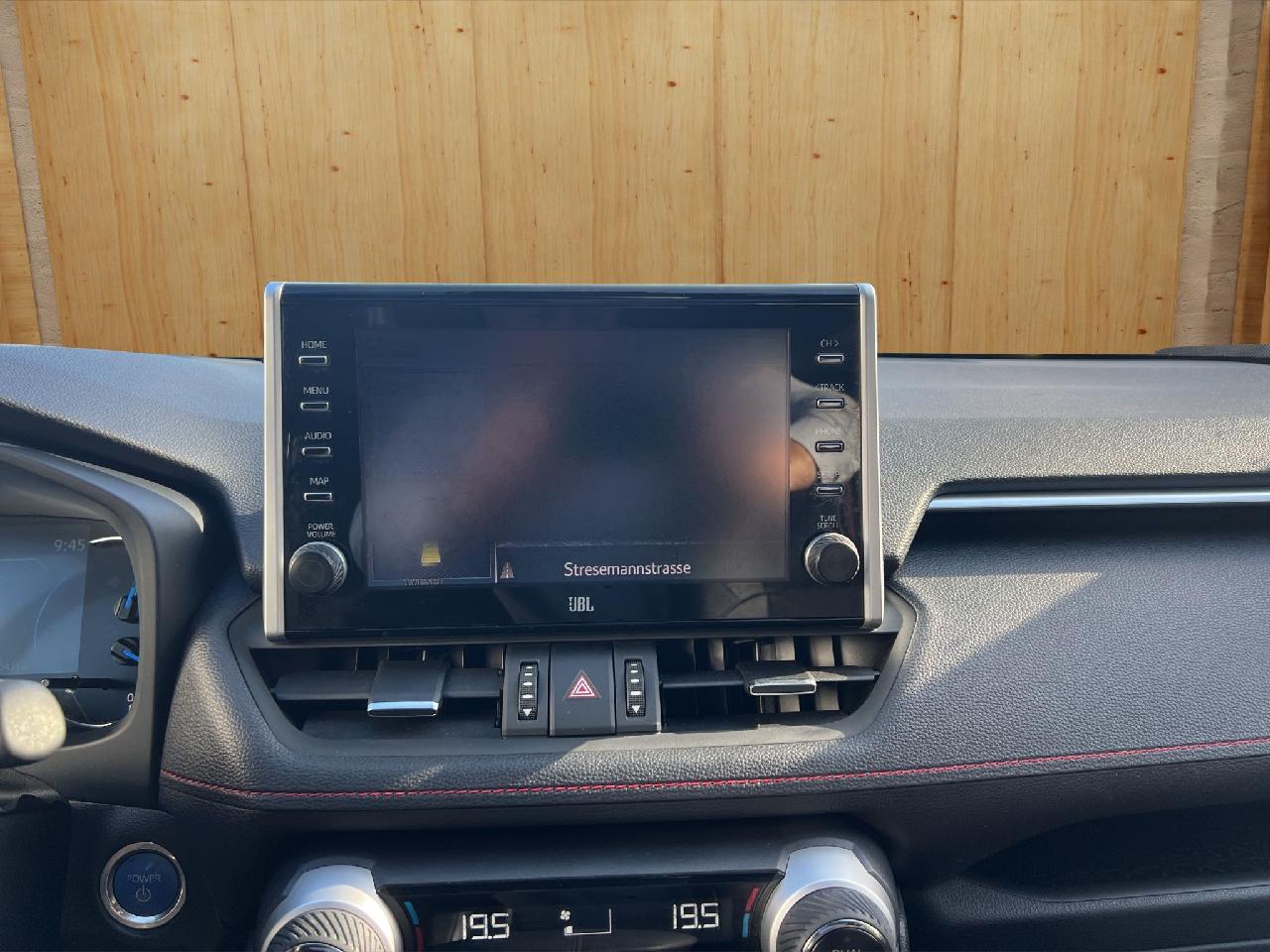 Toyota RAV4 - plus [SP], [TA] und [SD]