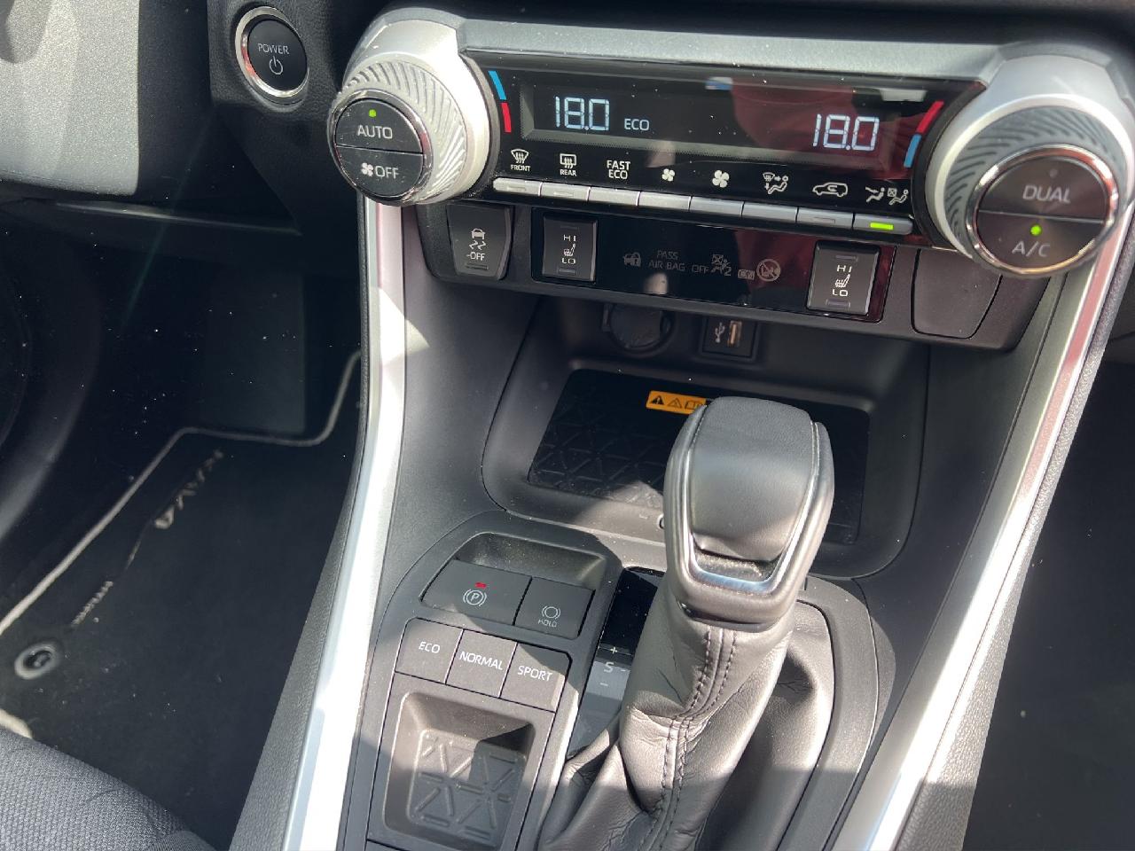 Toyota RAV4 Teamplayer + incl. Teck Pack