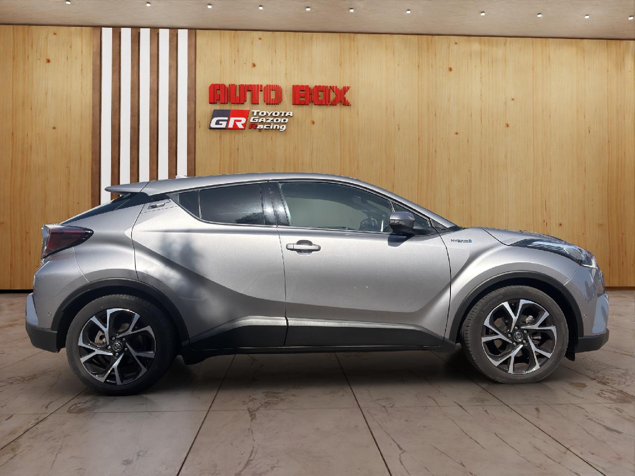 Toyota C-HR plus LED Paket [LED]