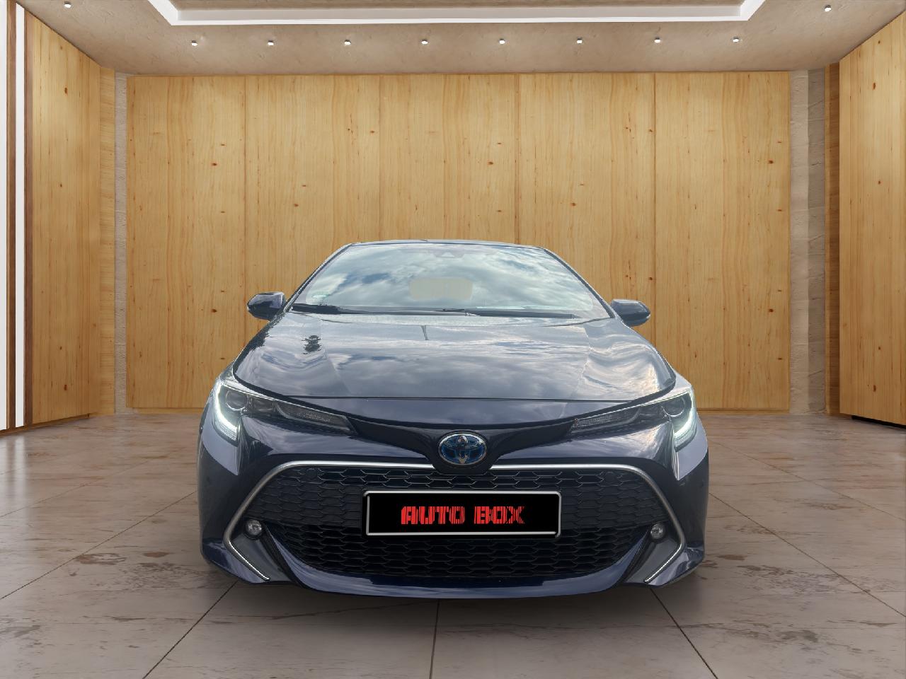 Toyota Corolla Lounge: Pano + Navi