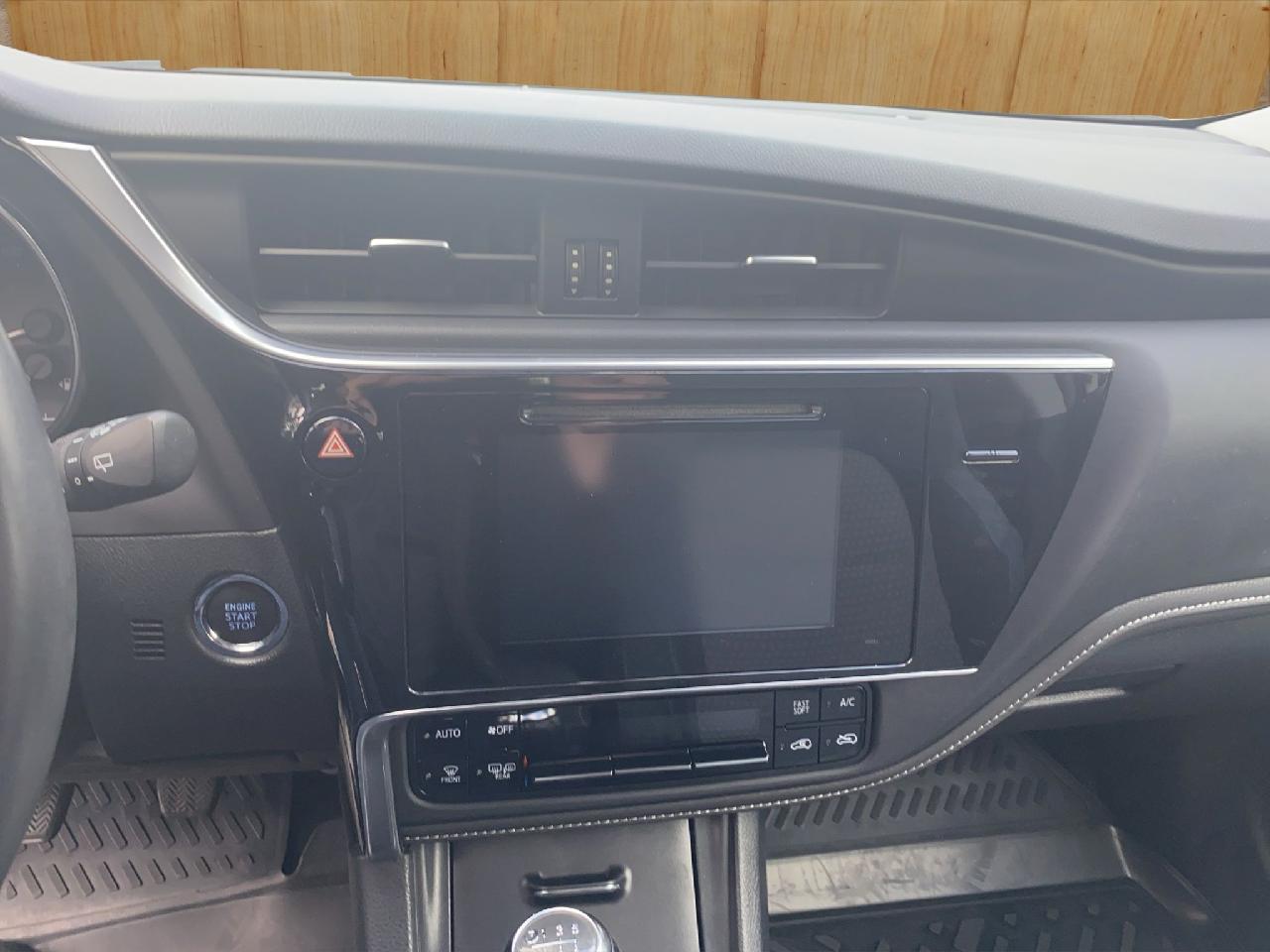 Toyota Auris Basis