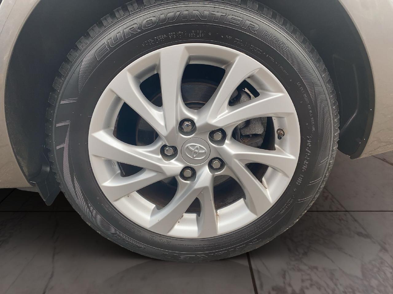 Toyota Auris Basis
