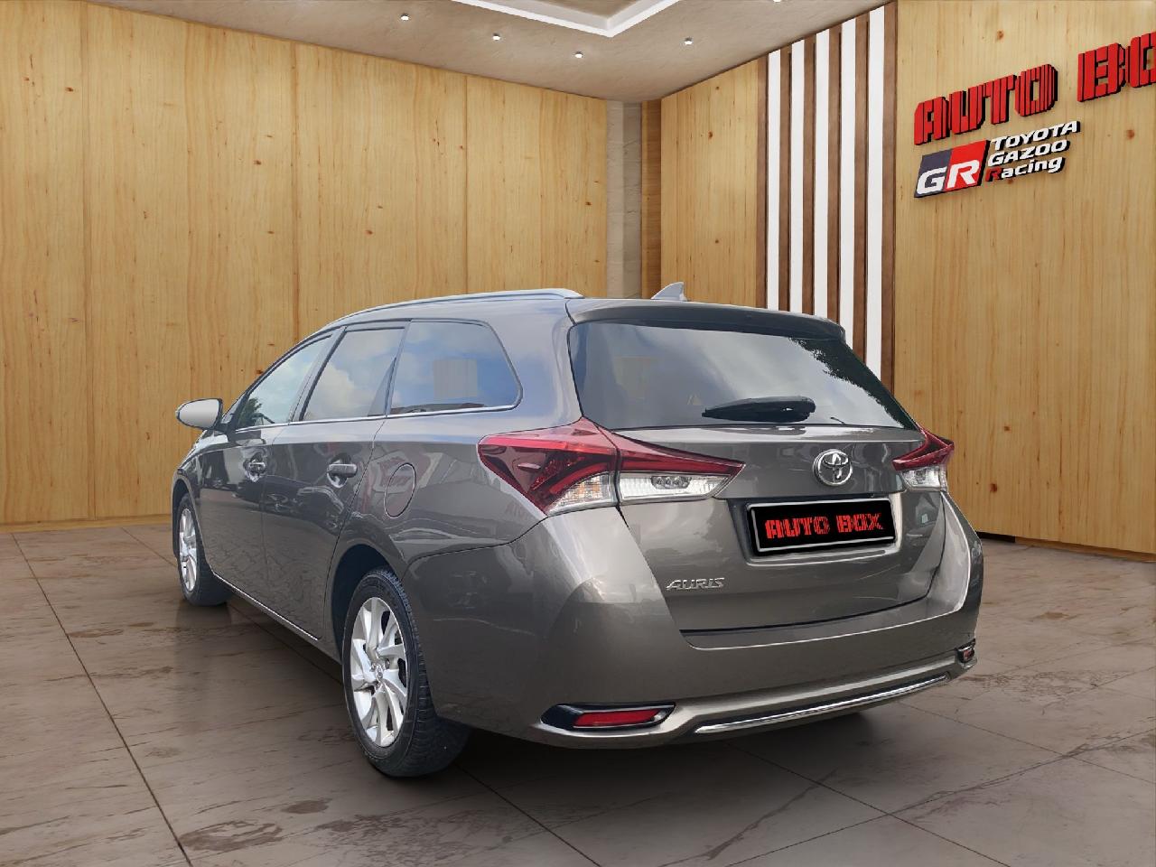 Toyota Auris Basis