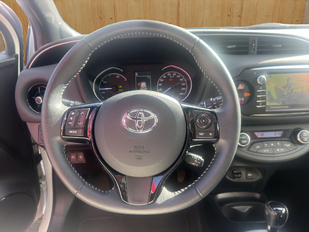 Toyota Yaris plus [PPH], [SH] und [DPA]